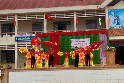 CHƯƠNG TRÌNH ” XUÂN YÊU THƯƠNG ” DO TRƯỜNG THCS NGÔ QUYỀN TỔ CHỨC CHÀO MỪNG TẾT NGUYÊN ĐÁN 2026